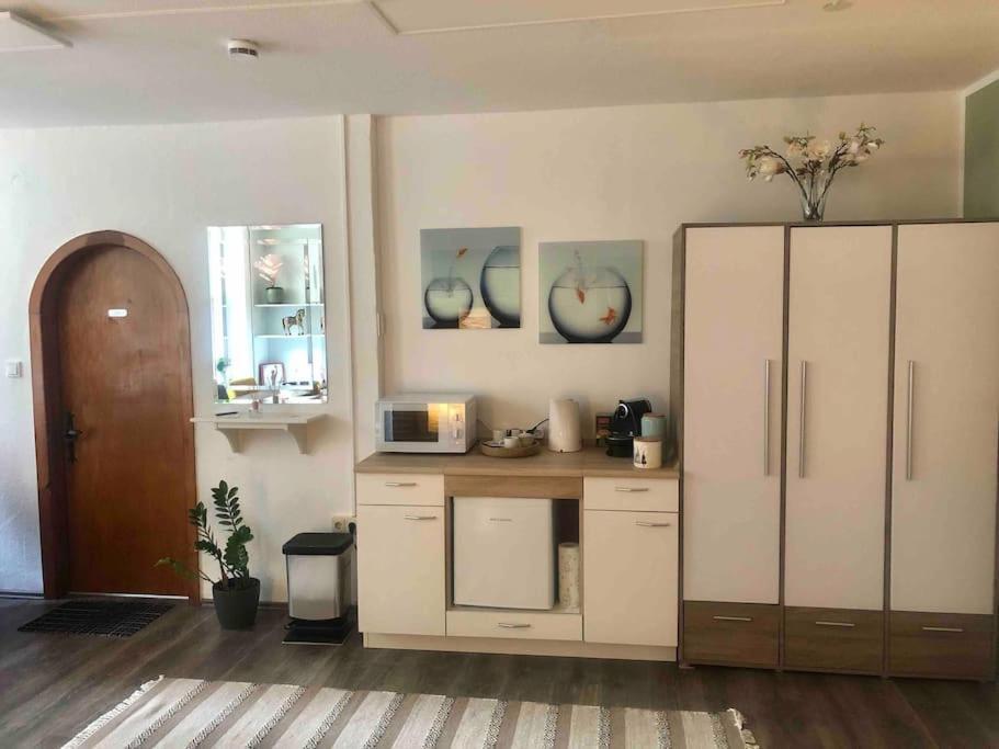 شقة Studio Emdecker Am Delft إمدن المظهر الخارجي الصورة